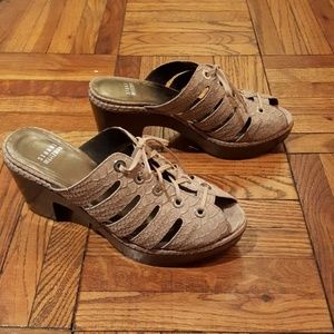 Stuart Weitzman Tan Leather Clogs with Laces - 8M